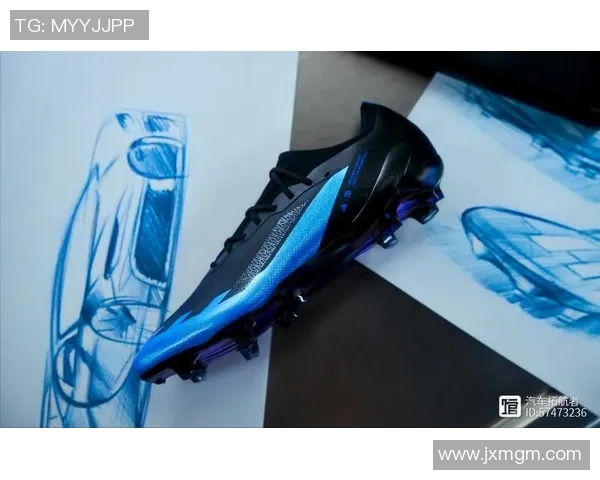 全球足球巨星们的专属足球鞋大揭秘助你提升球技与风格