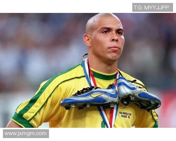 足球人心目中的足球偶像与明星球员的魅力解析