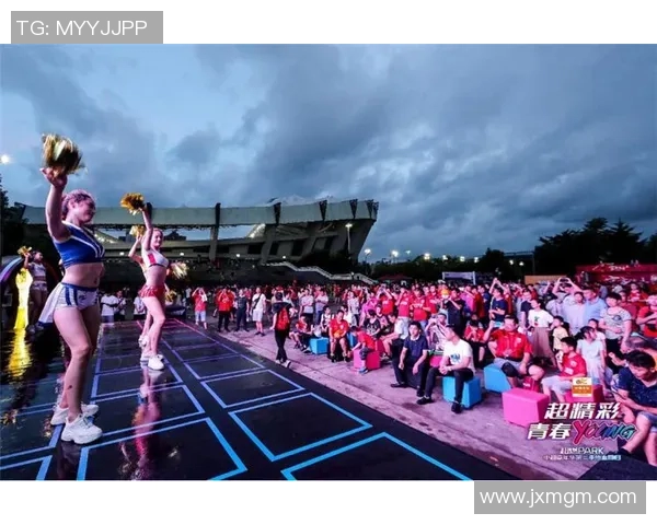 足球明星与足球宝贝的精彩瞬间图集展现魅力与激情的完美结合