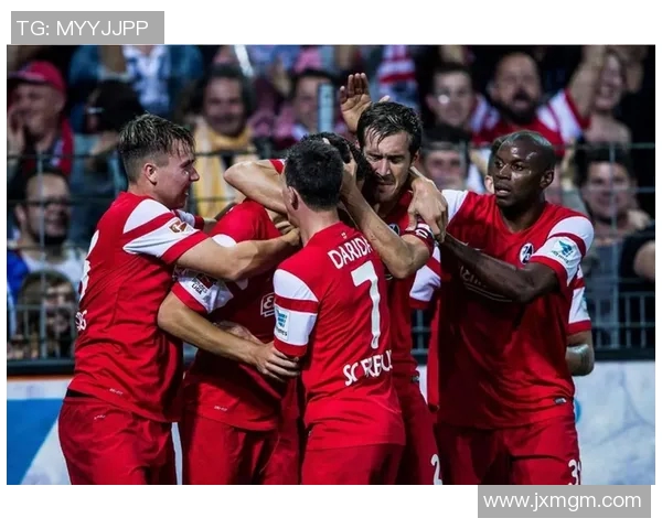 利物浦与巴萨对决分析两队战术特点及胜负关键因素探讨